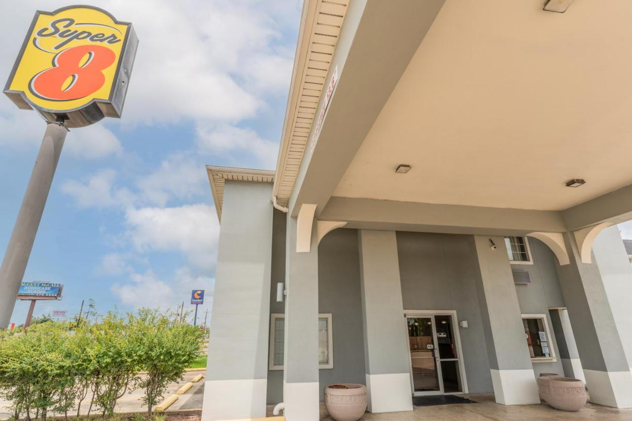 Super 8 By Wyndham Lake Charles Northeast Buitenkant foto