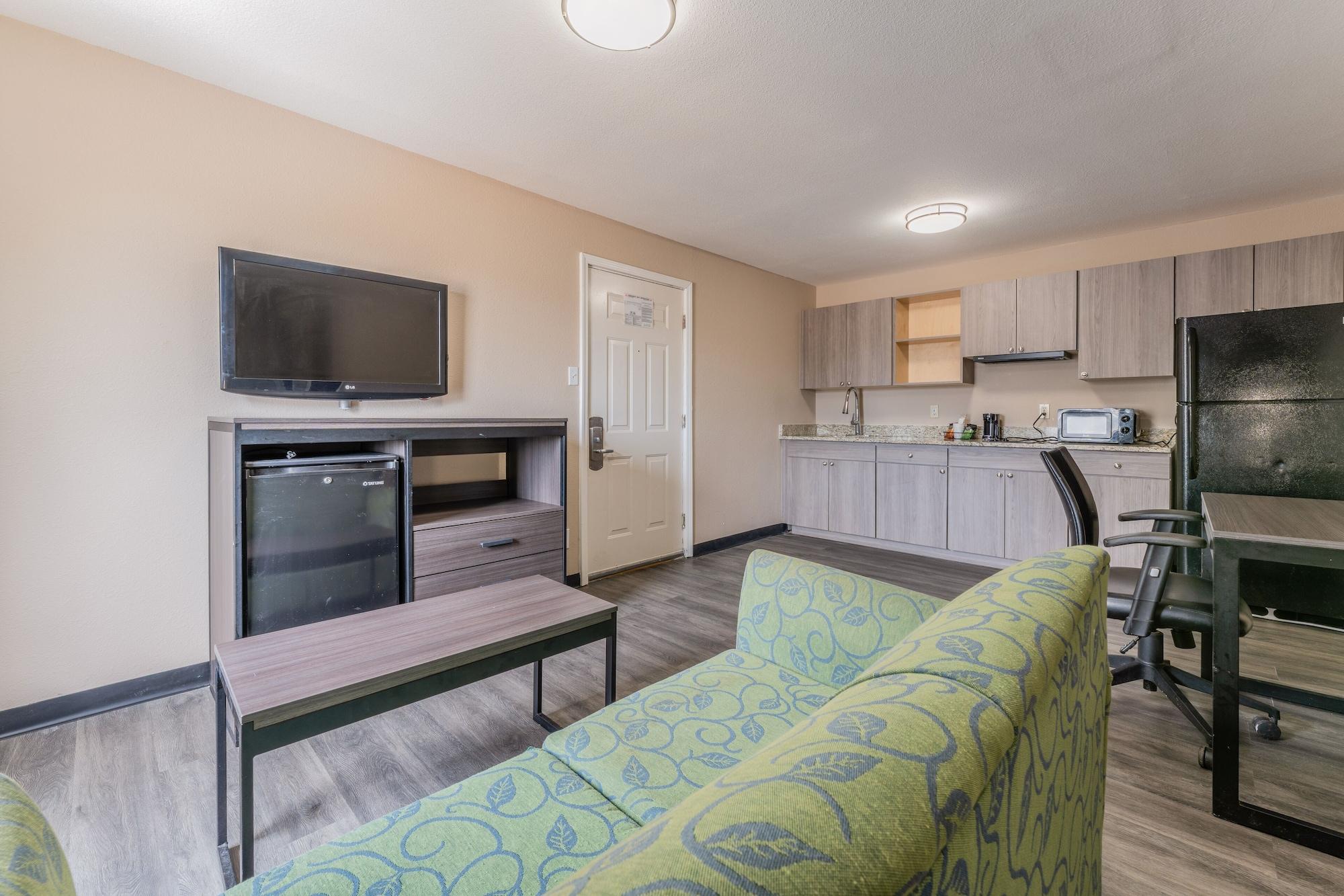 Super 8 By Wyndham Lake Charles Northeast Buitenkant foto